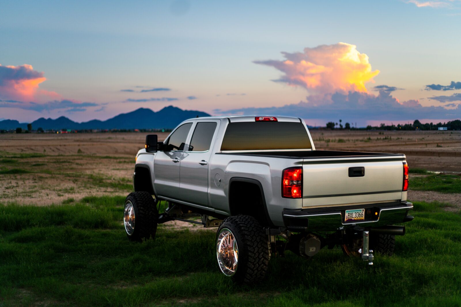 Sony a7R II + Sony DT 50mm F1.8 SAM sample photo. Truck, lifted truck, off photography