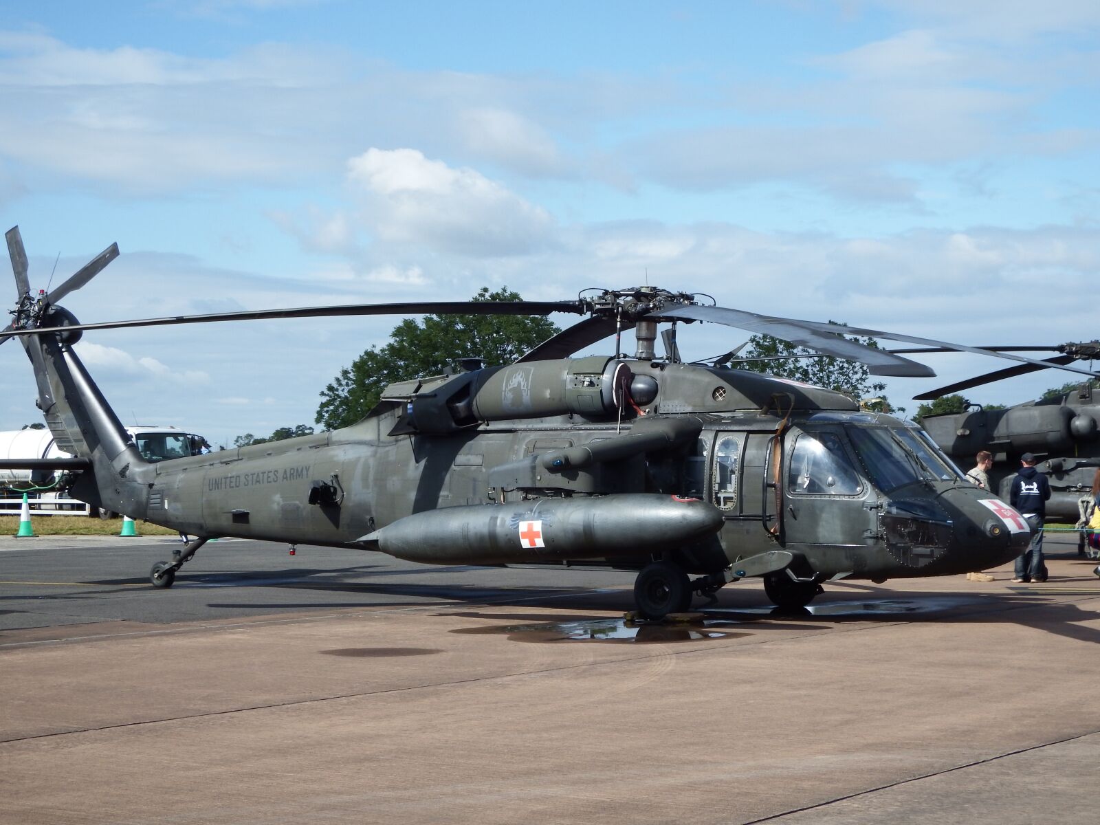 Fujifilm FinePix SL1000 sample photo. Apache, army, helicopter photography