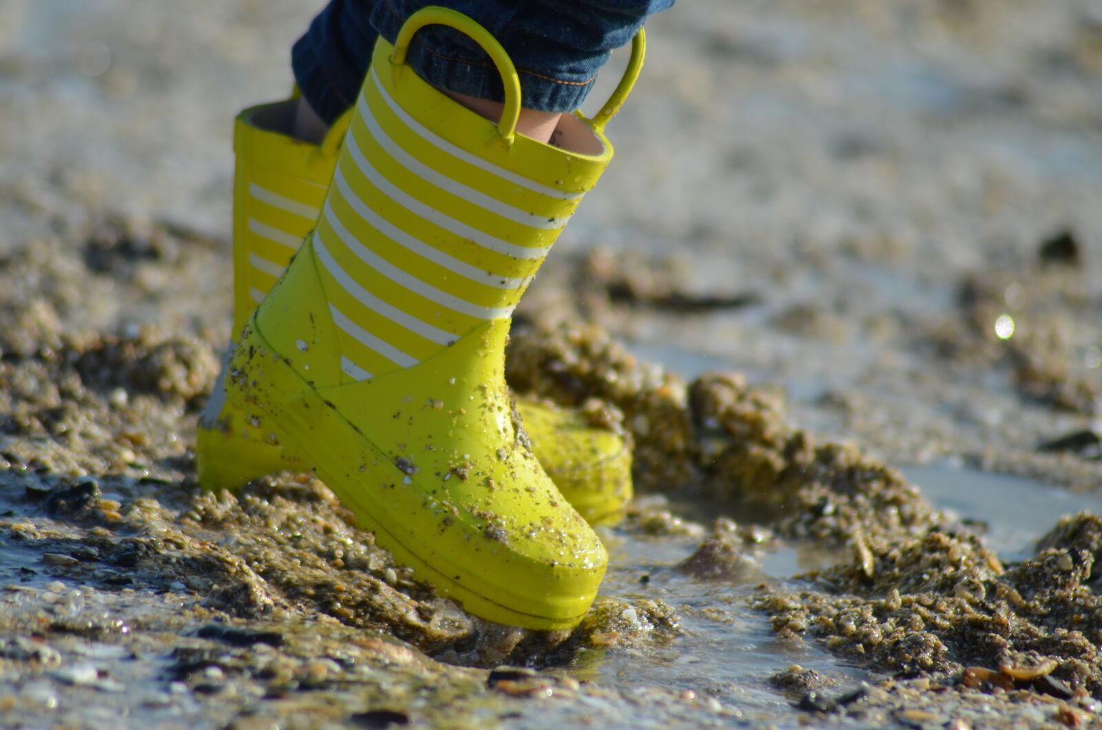 Nikon D5100 sample photo. Boots, boots yellow, yellow photography