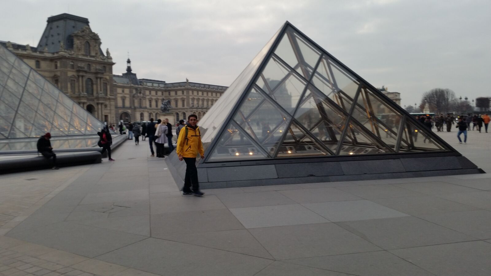 Samsung Galaxy S5 sample photo. France, museum, paris photography