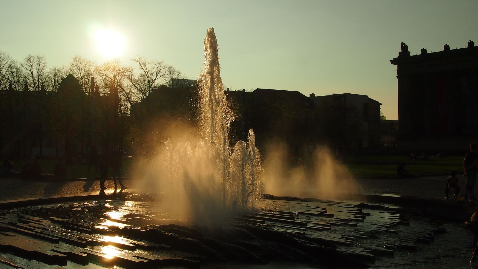 Olympus PEN E-PL3 sample photo. Berlin, capital, pleasure garden photography
