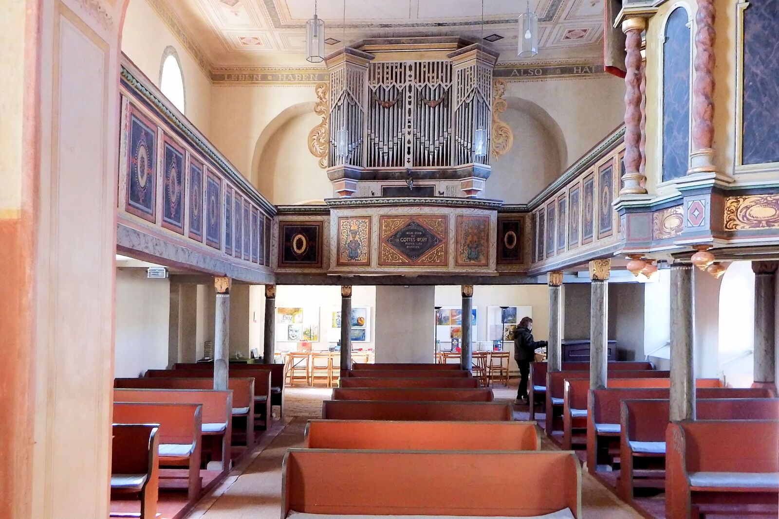 Fujifilm FinePix SL1000 sample photo. Portal, church, organ photography