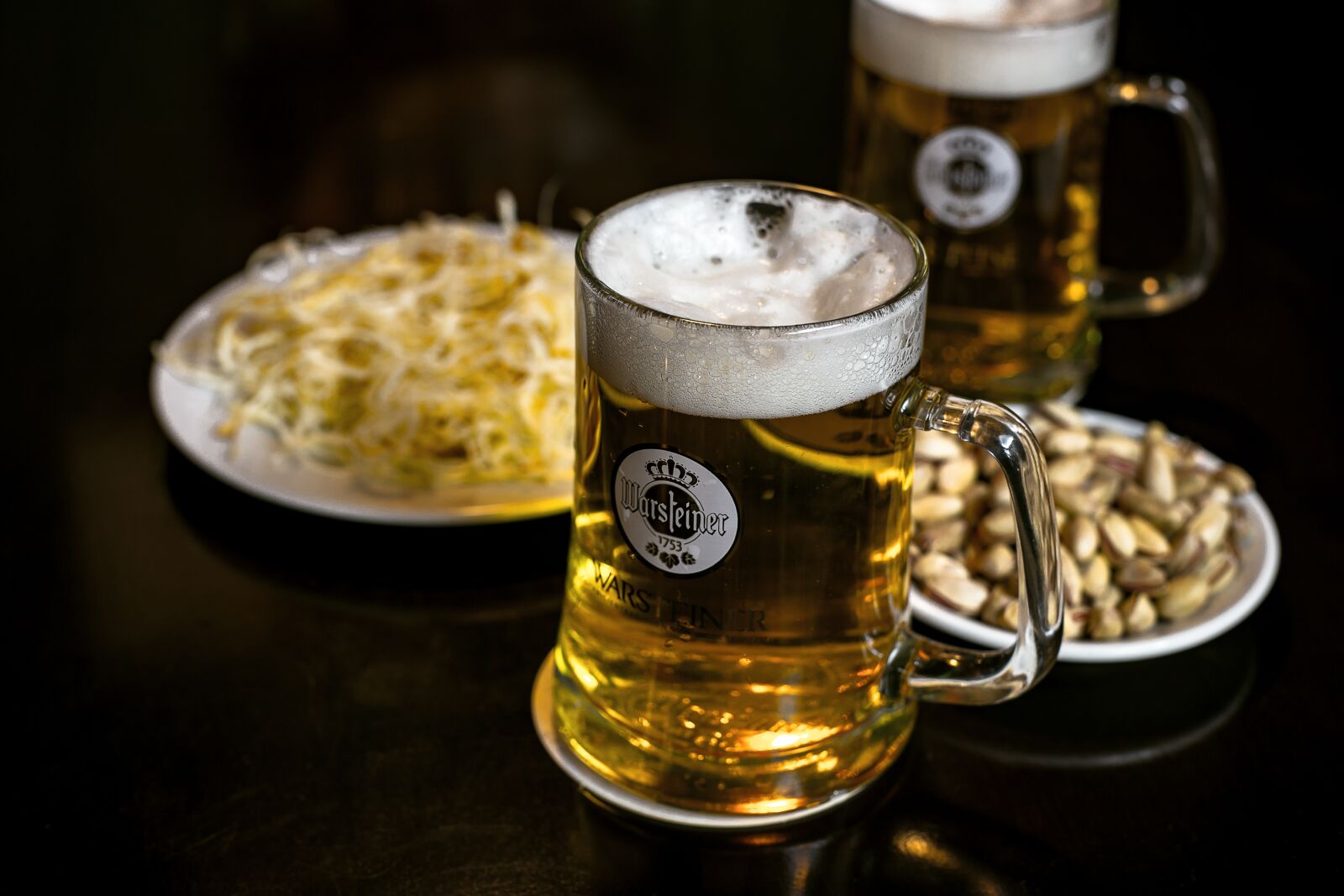 Canon EOS 6D + Canon EF 50mm F1.4 USM sample photo. Beer, drink, alcohol photography