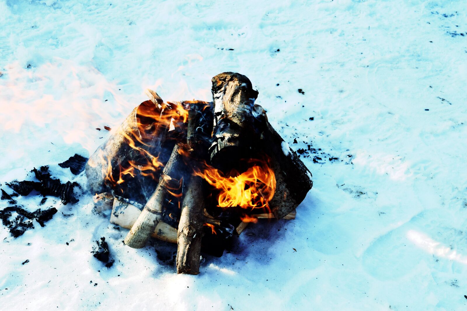 Nikon D3300 sample photo. Fire, snow, winter photography