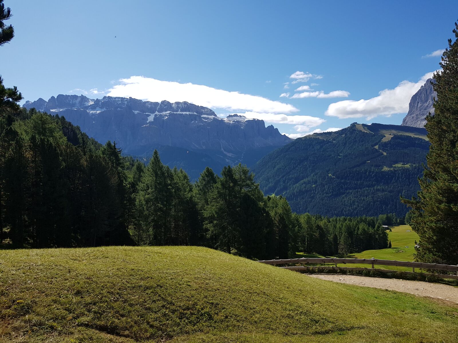 Samsung Galaxy S8 sample photo. Heidi, landscape, alpine photography