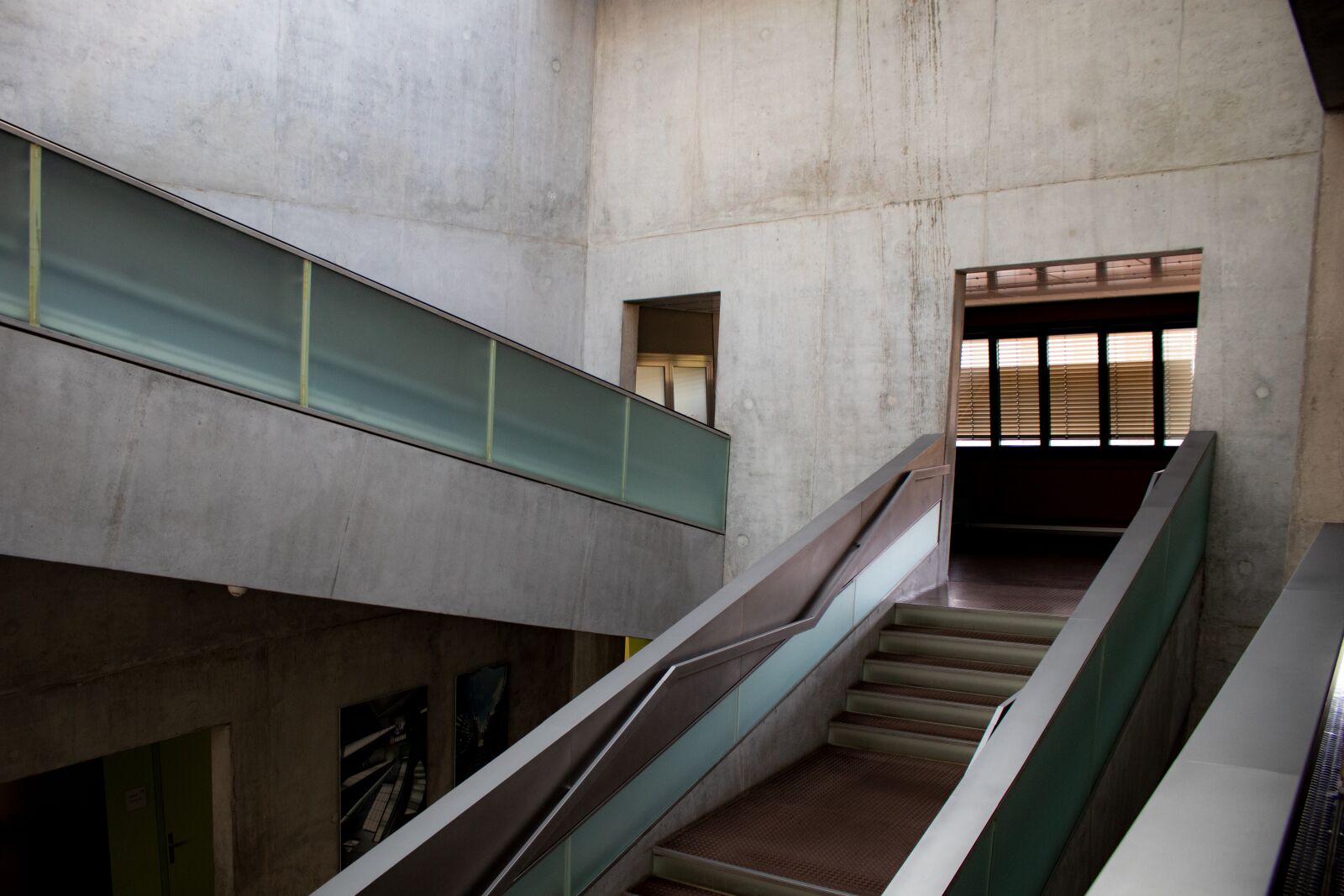 Canon EOS 80D sample photo. Stairs, emergence, architecture photography