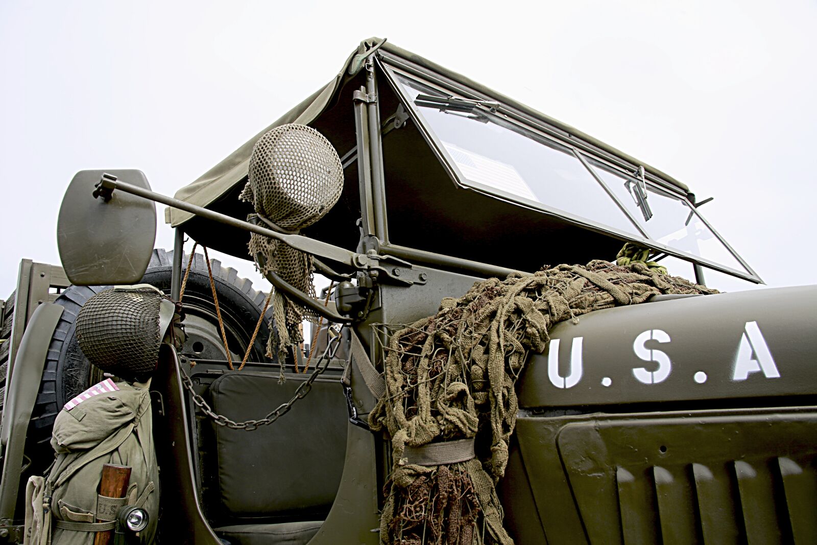 Canon EOS 5D Mark III sample photo. Army, vehicle, military photography