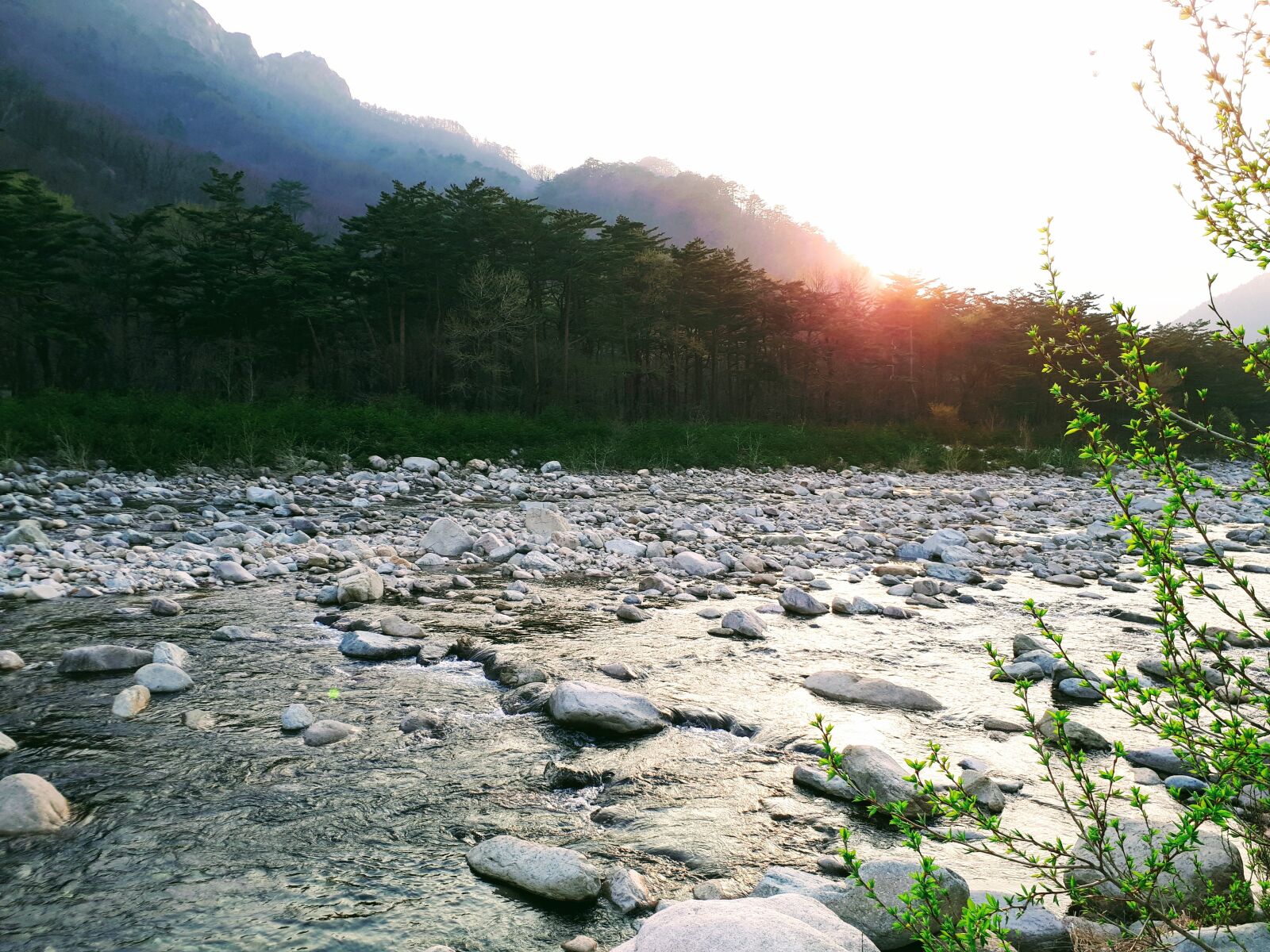 Samsung Galaxy A5(2017) sample photo. Korea, mountains, river photography
