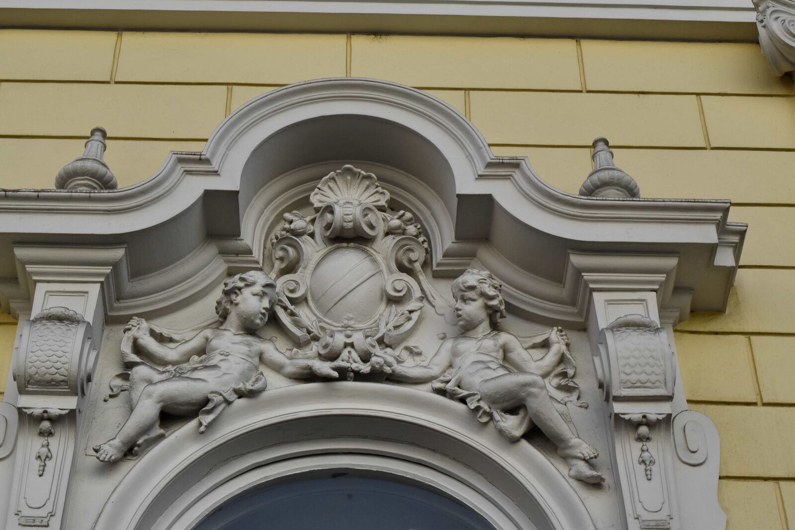 Nikon D5500 sample photo. Angel, arch, capital city photography