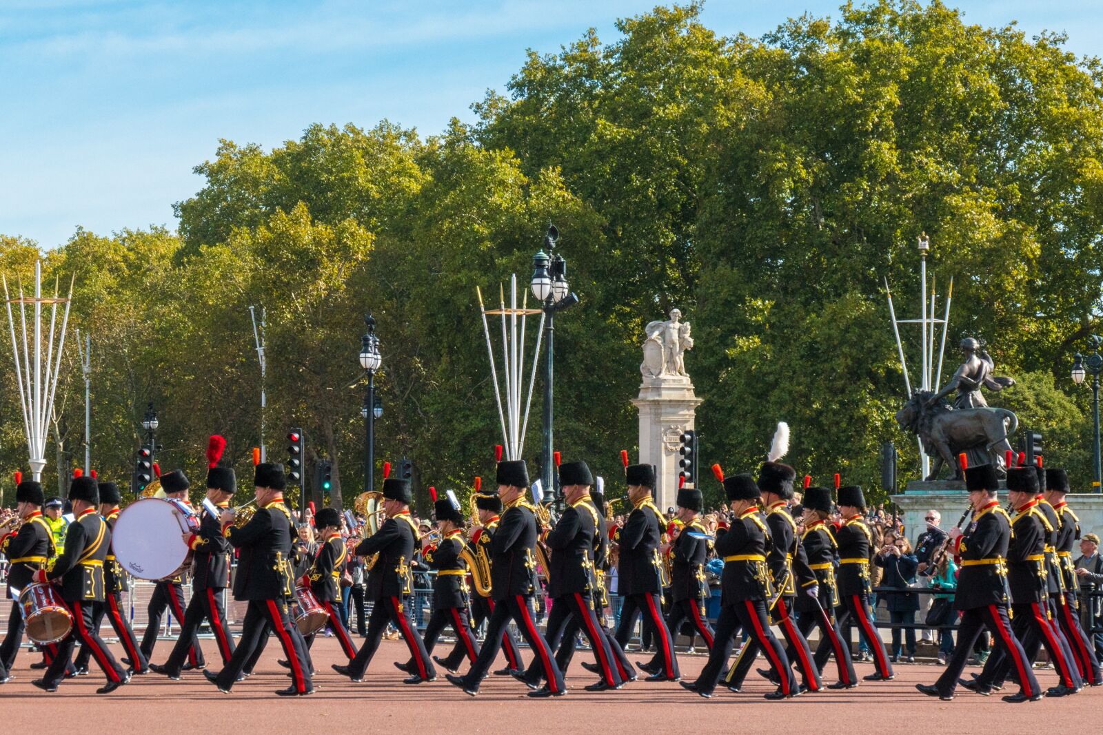 Panasonic DC-TZ200 sample photo. England, london, brexit photography