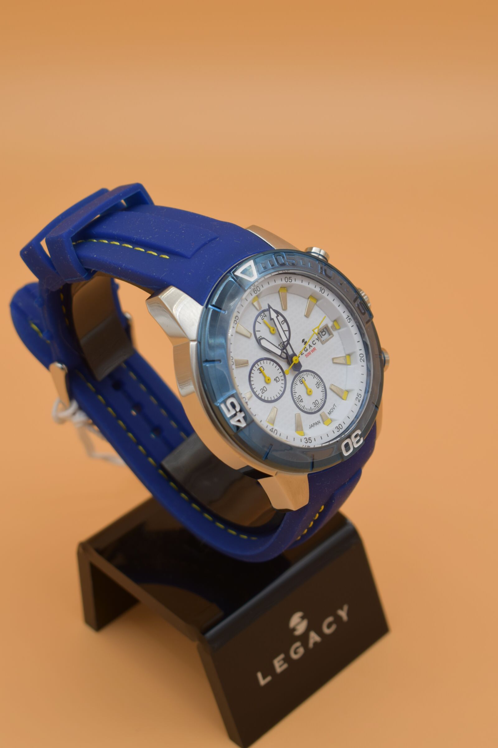 Nikon D3300 sample photo. Clock, man, fashion photography