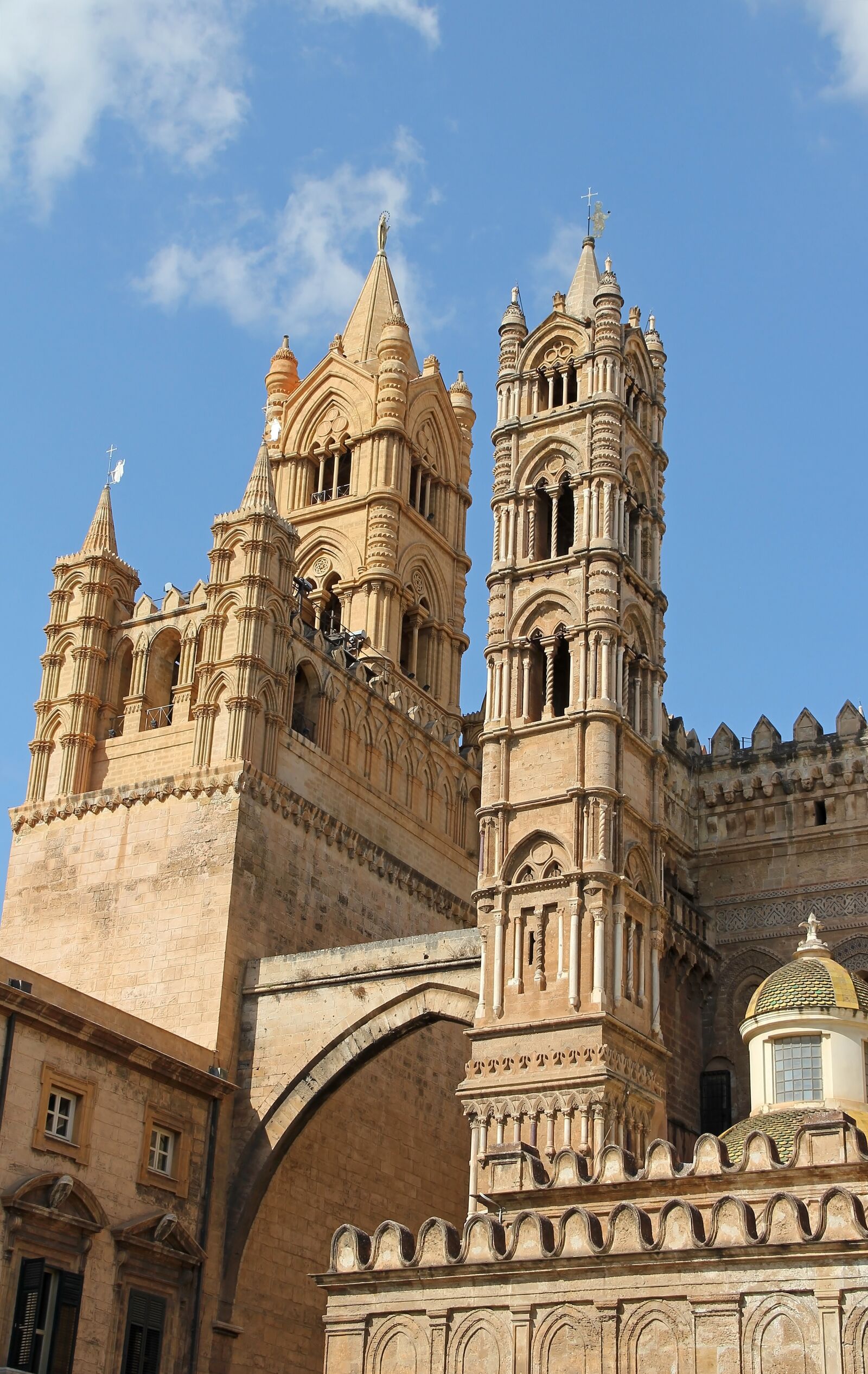 Canon EOS 550D (EOS Rebel T2i / EOS Kiss X4) sample photo. Cathedral of santa maria photography