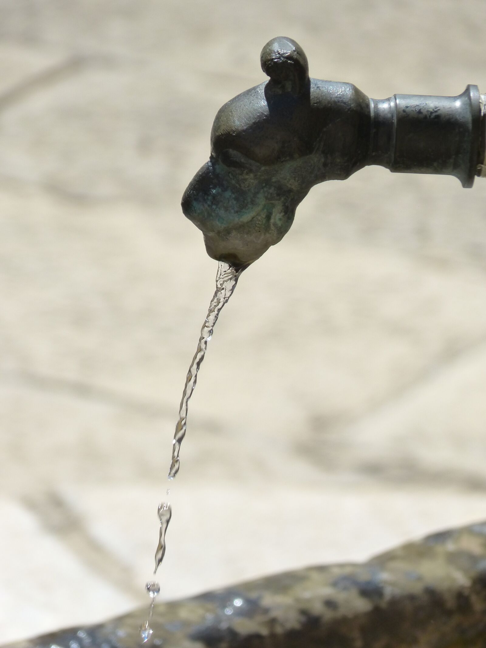 Panasonic DMC-FZ62 sample photo. Source, cano, water photography