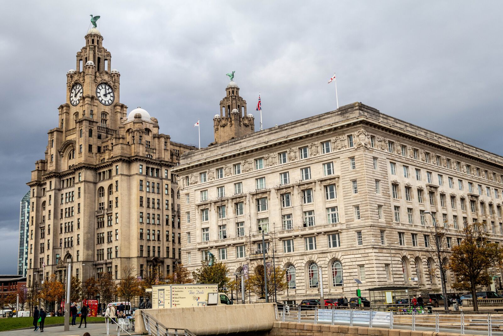 Canon EOS 80D + Canon EF-S 24mm F2.8 STM sample photo. Liver, building, river photography