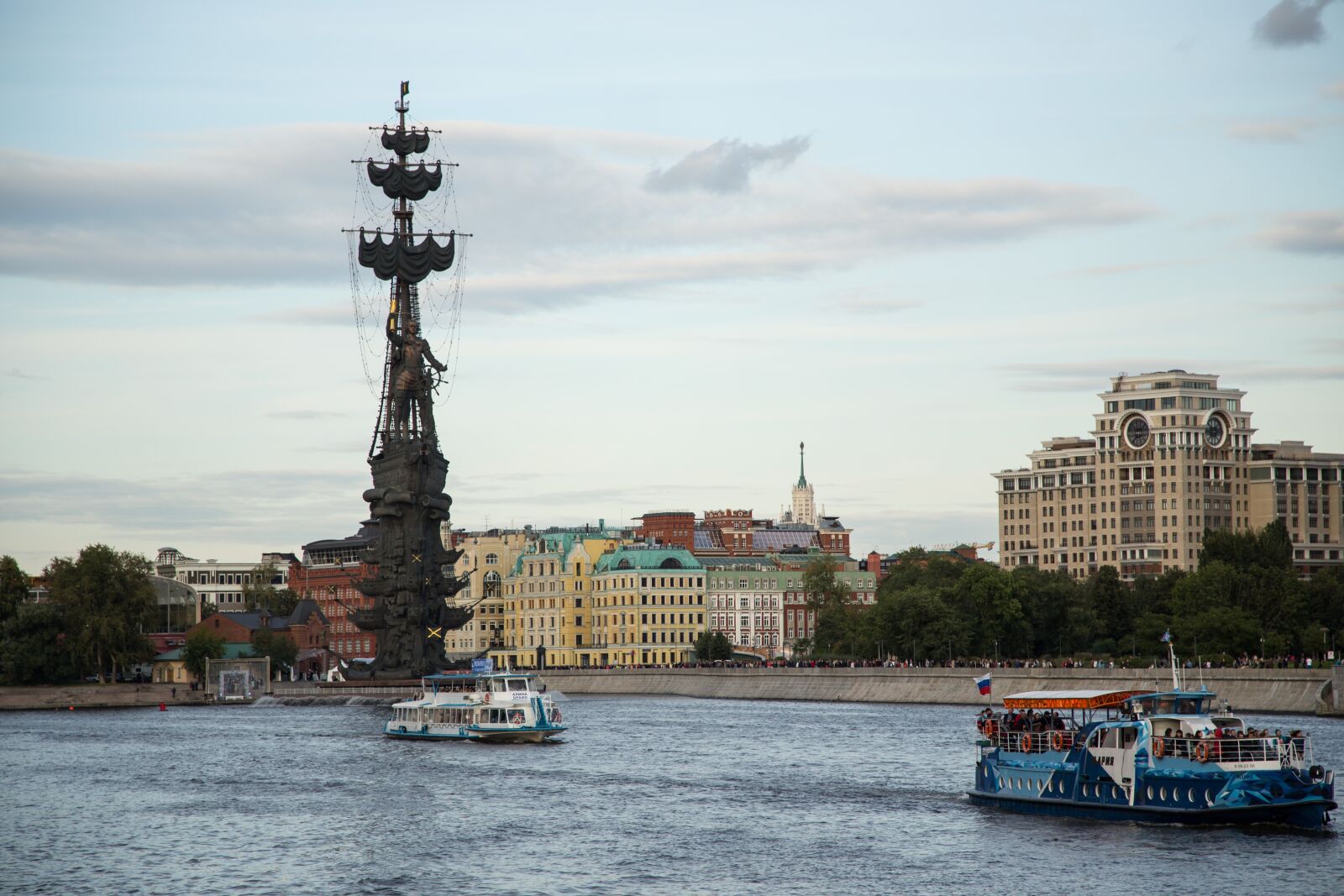 Canon EOS 6D + Canon EF 24-105mm F4L IS USM sample photo. The monument to peter photography