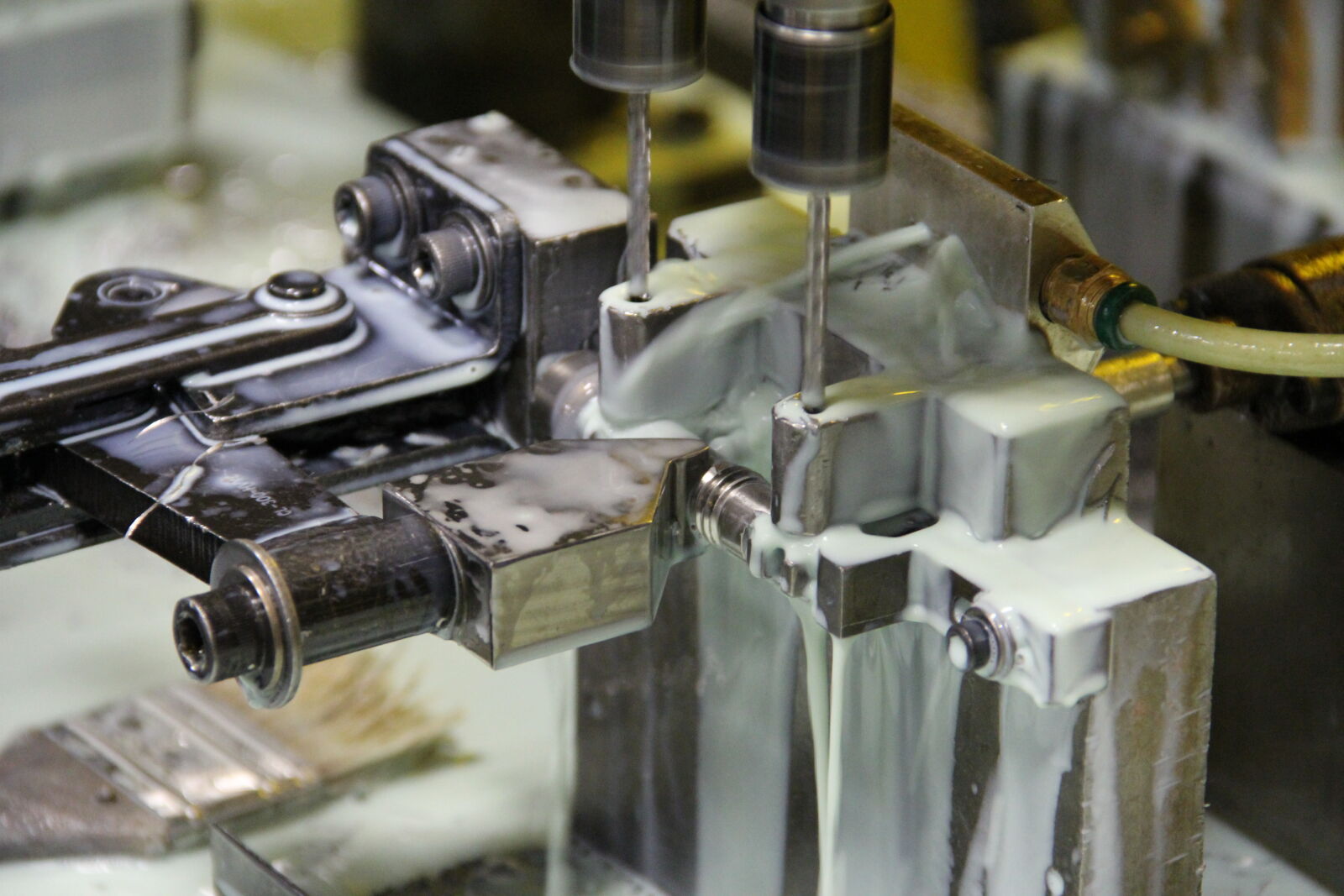 Canon EOS 60D sample photo. Manufacturing, process photography