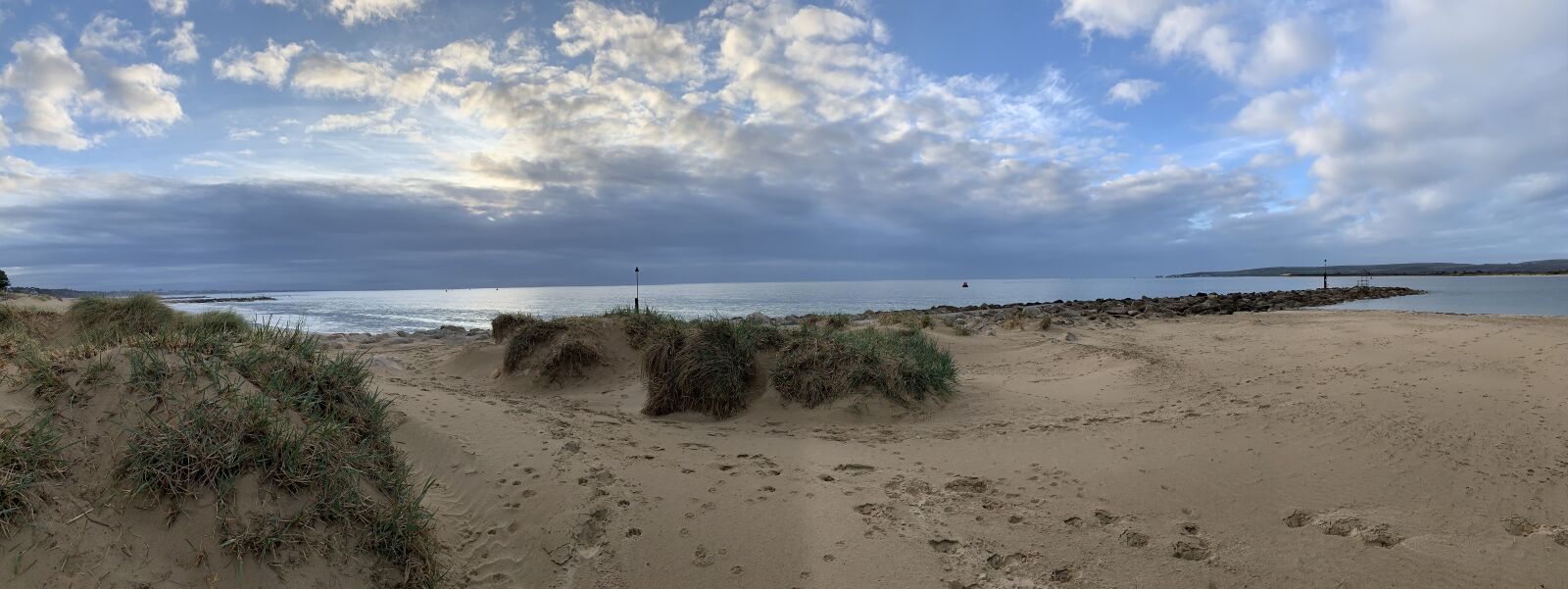Apple iPhone XS Max sample photo. Beach, clouds, sunrise photography
