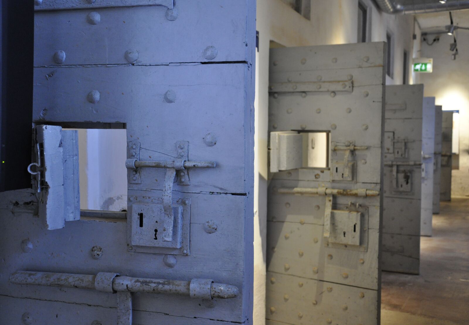 Nikon D5000 sample photo. Door, prison, cell photography