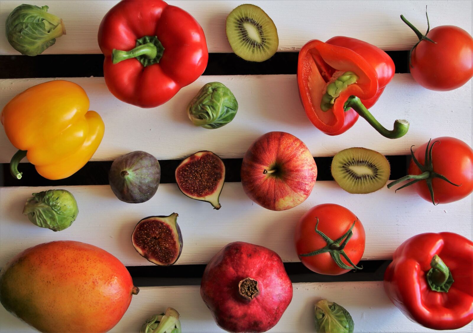 Canon EOS 80D sample photo. Colorful, tasty, paprika photography