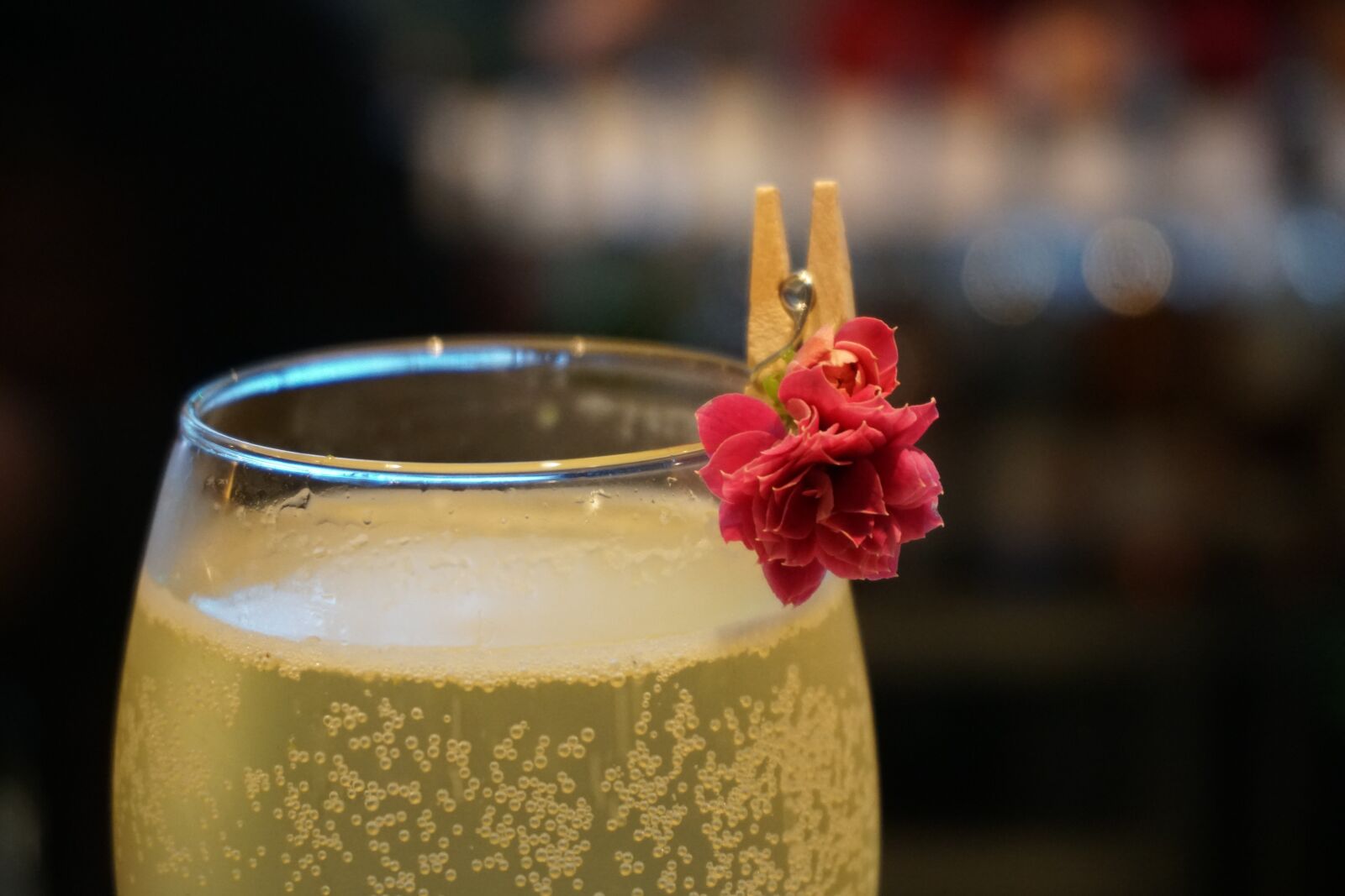 Sony a6300 sample photo. Champagne, glass, party photography