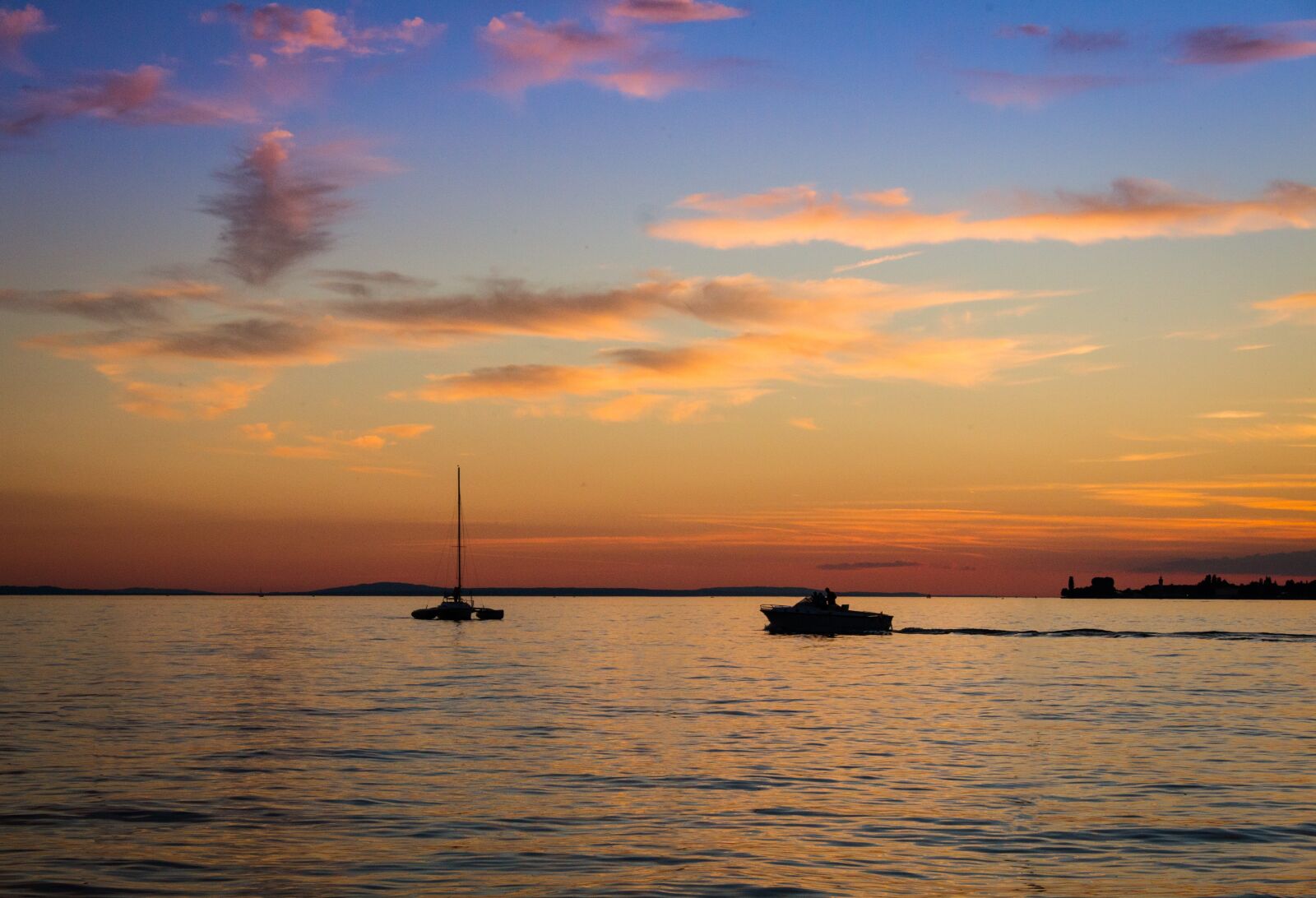 Canon EF-S 18-55mm F3.5-5.6 II sample photo. Sunset, lake constance photography
