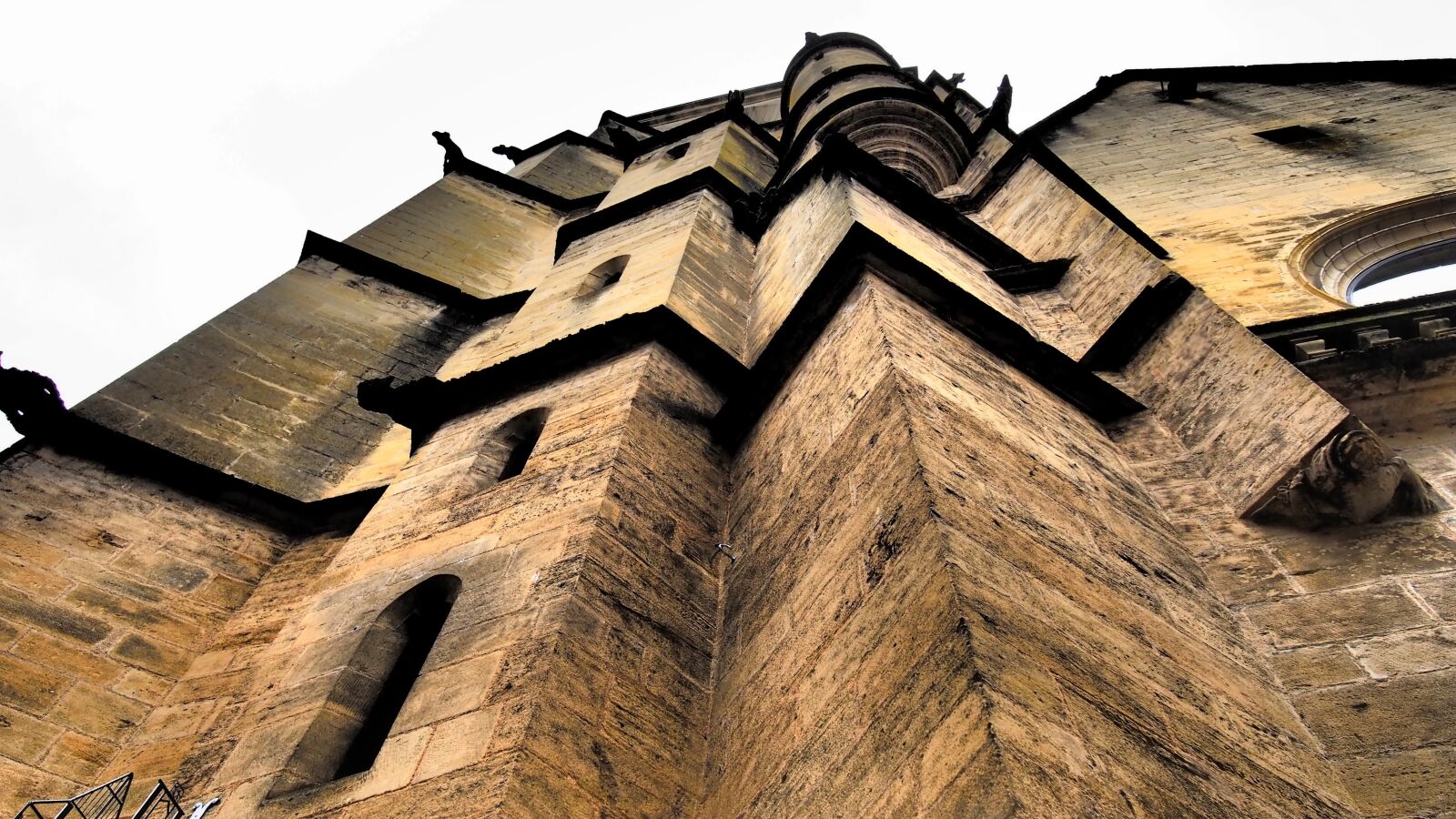 Olympus PEN E-PL6 sample photo. Church, brive-la-gaillarde, facade photography