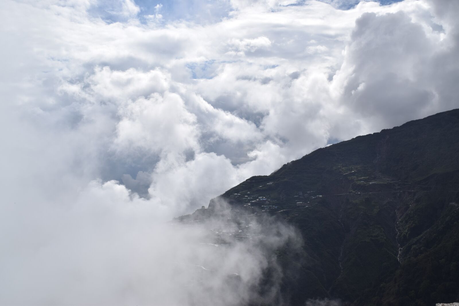 Nikon D3300 sample photo. Cloud, mountain, landscape photography