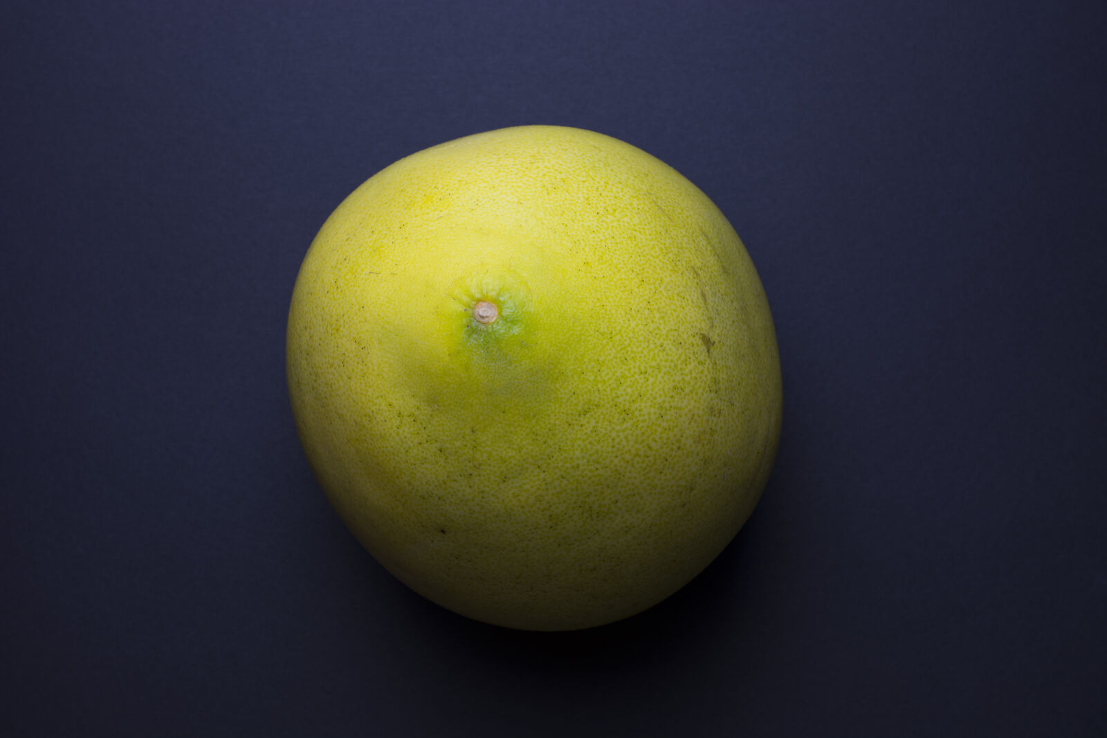 Nikon AF-S Nikkor 50mm F1.4G sample photo. Fruit, grapefruit, pomelo photography