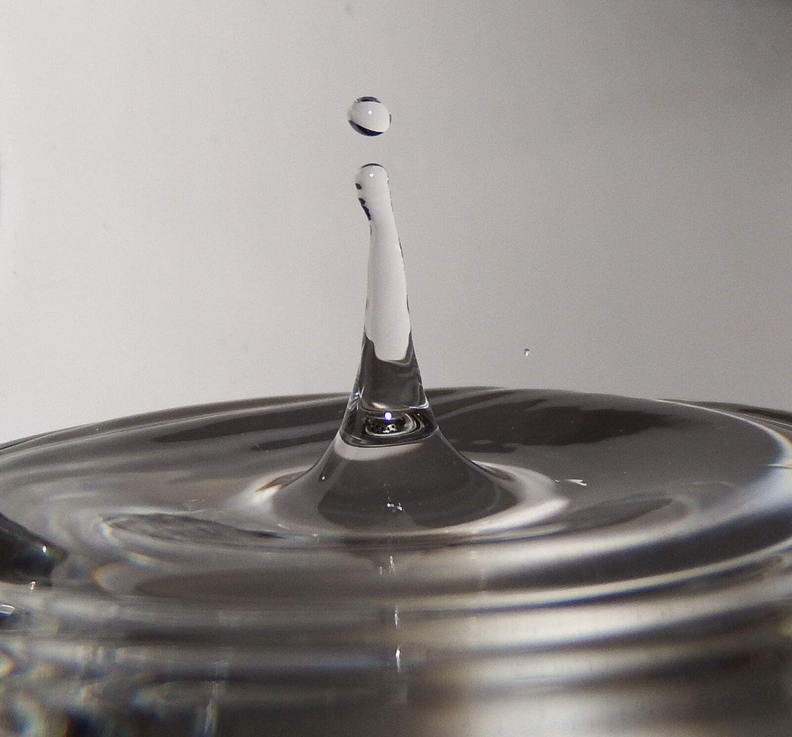 Fujifilm FinePix S1 sample photo. Body, of, water, photo photography