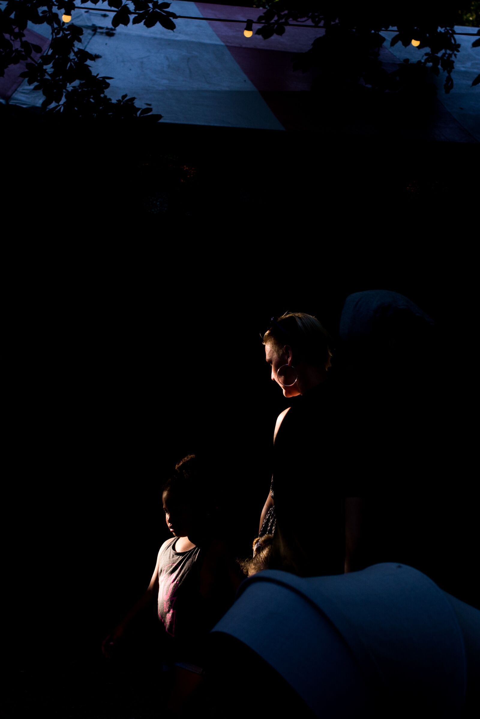 Nikon D600 sample photo. Dark, light, people photography