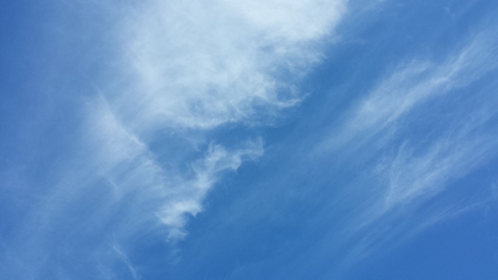 Samsung Galaxy S4 sample photo. Cirrus clouds, blue sky photography