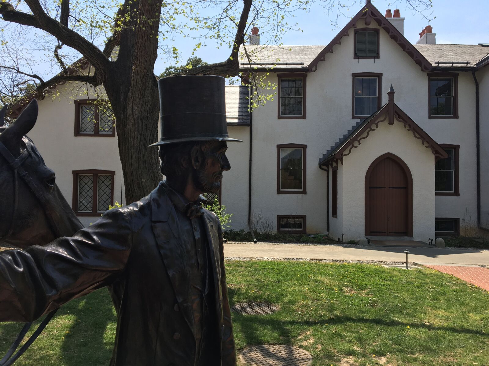 Apple iPhone 6s sample photo. Lincoln, house, washington photography