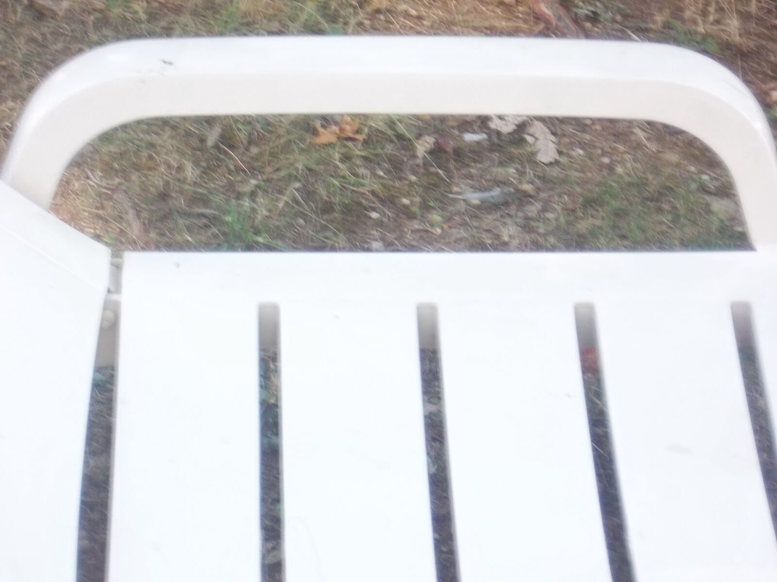 Kodak EASYSHARE M575 DIGITAL CAMERA sample photo. Plastic, chair, event photography