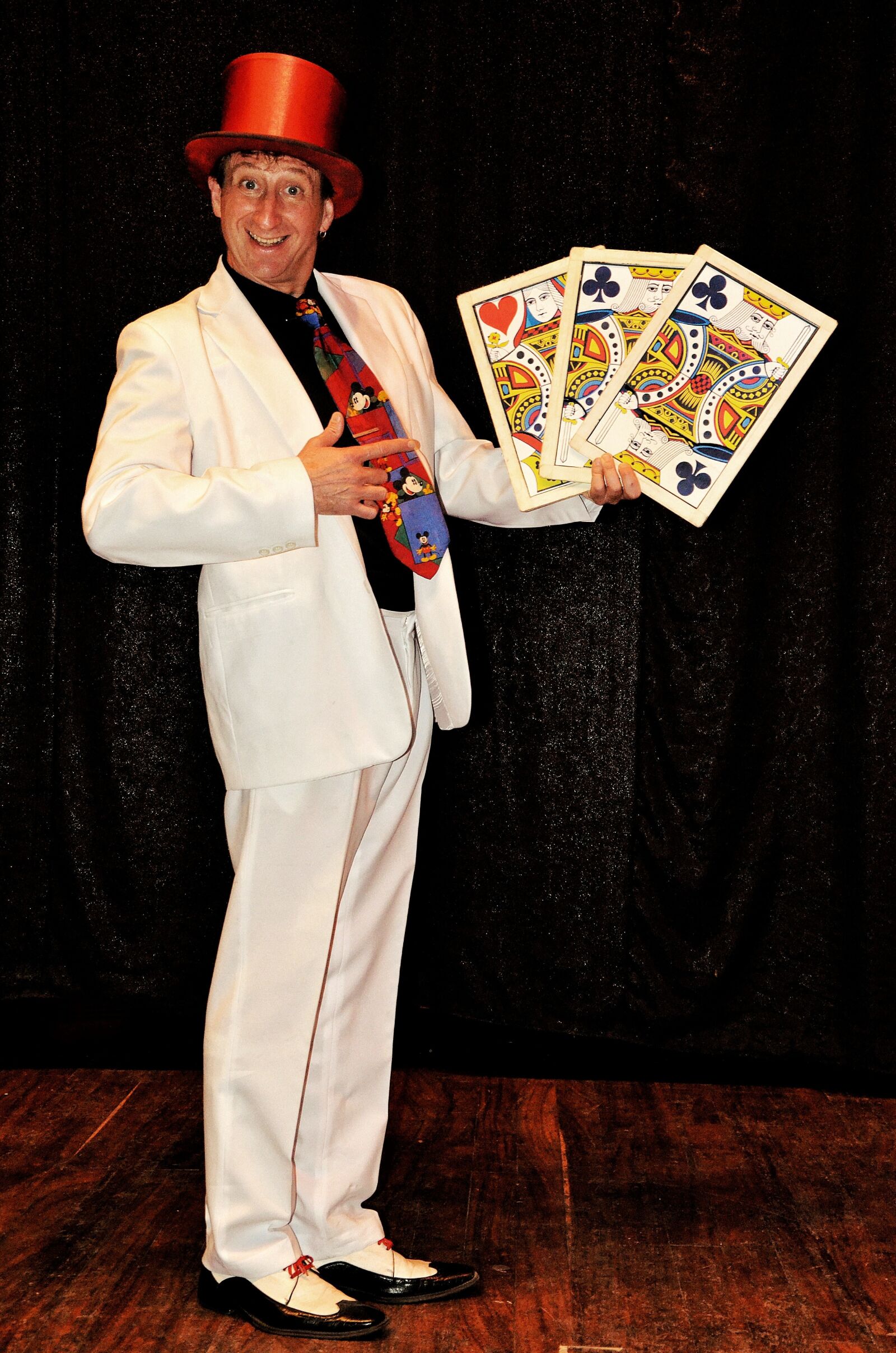 Nikon D7000 sample photo. Magician, magic, cards photography
