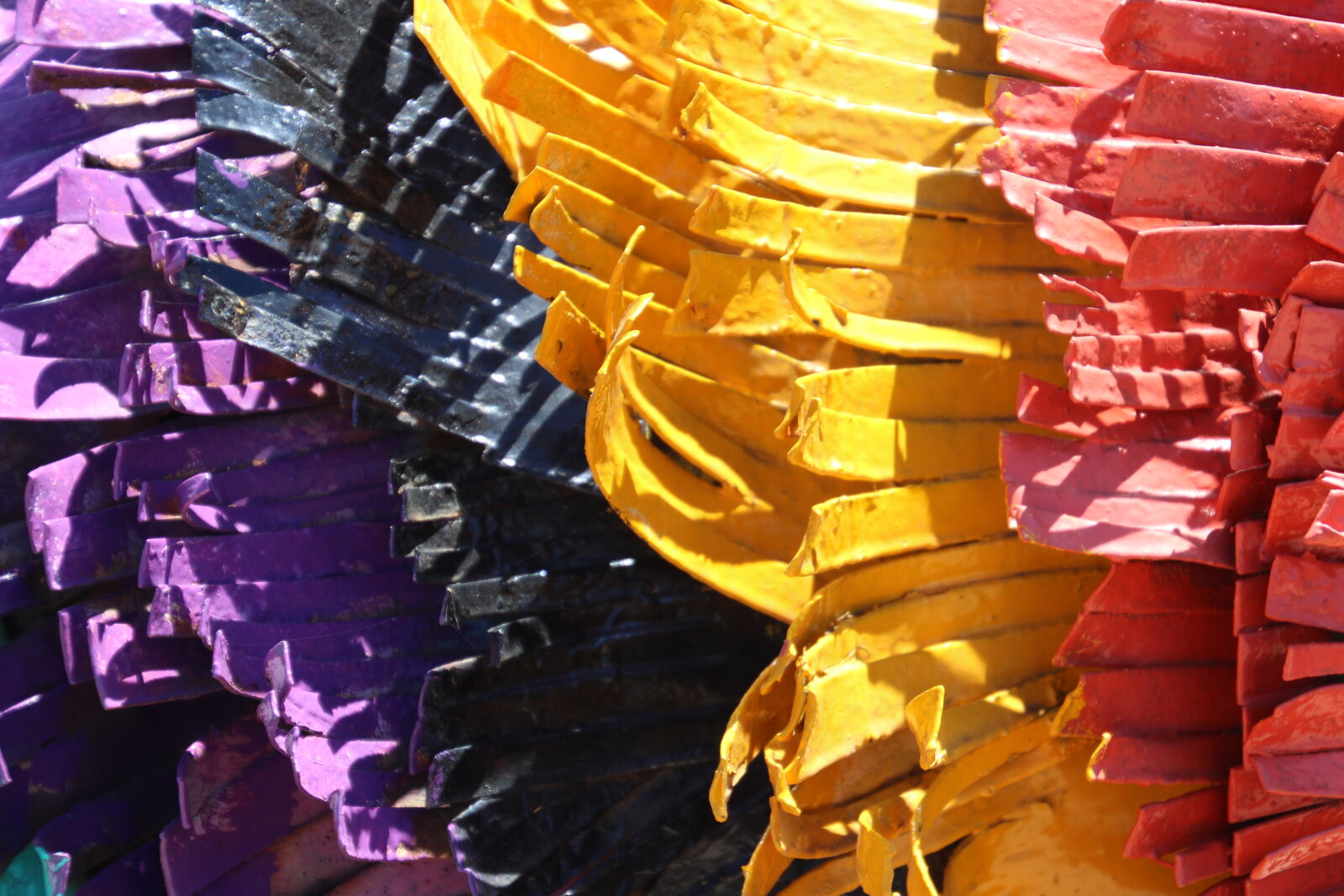 Canon EOS 7D Mark II sample photo. Colorful, rainbow, statue, texture photography
