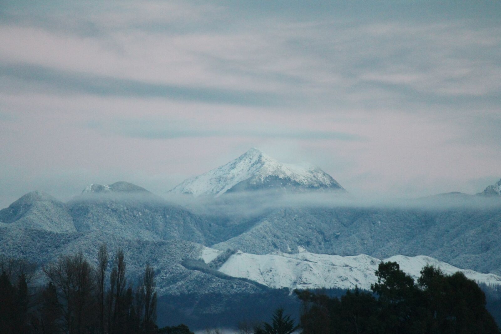 Canon EF-S 55-250mm F4-5.6 IS II sample photo. Snow, marlborough, wither hills photography