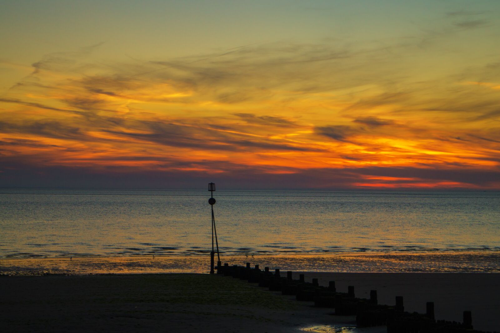 Sony DT 18-55mm F3.5-5.6 SAM II sample photo. Sunset, seaside, sea photography
