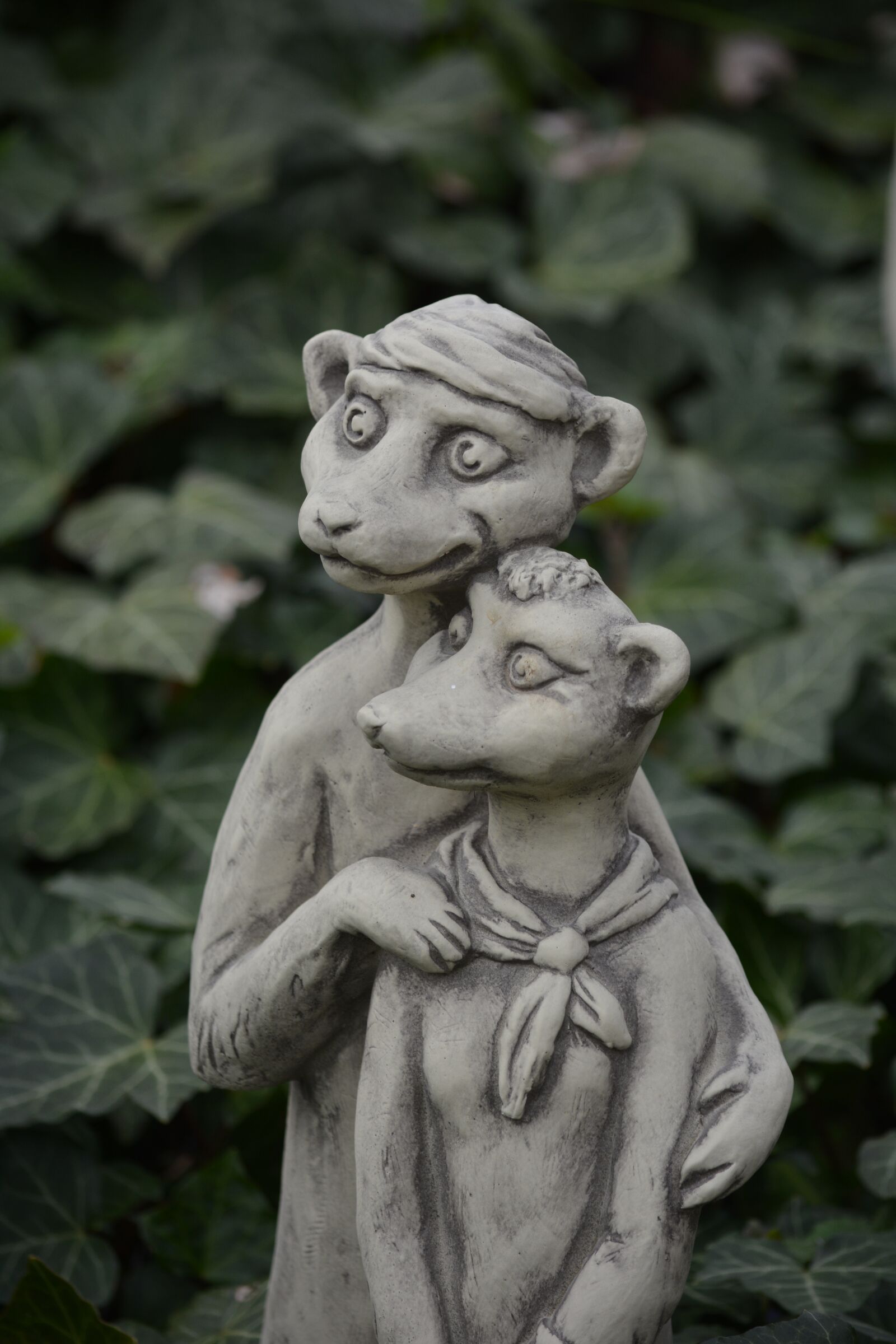 Nikon D7100 sample photo. Art, sculpture, meerkat photography