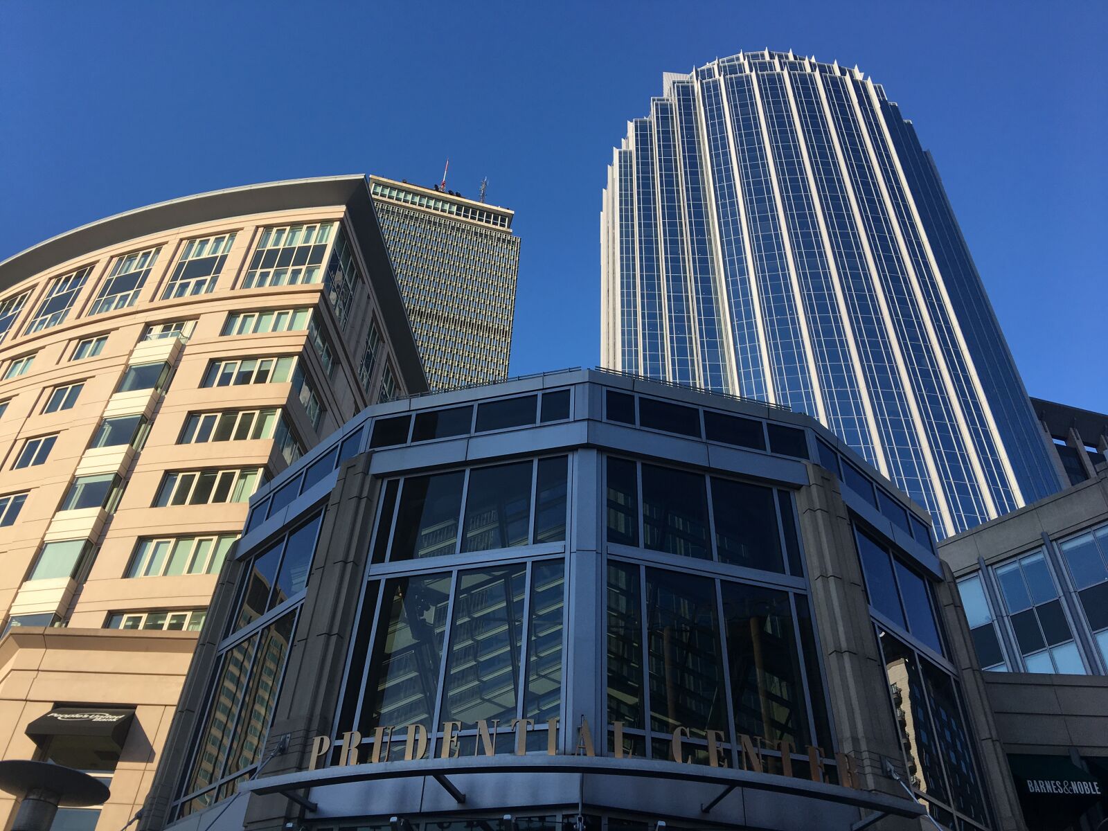 iPhone 6s Plus back camera 4.15mm f/2.2 sample photo. Downtown, centro, boston photography