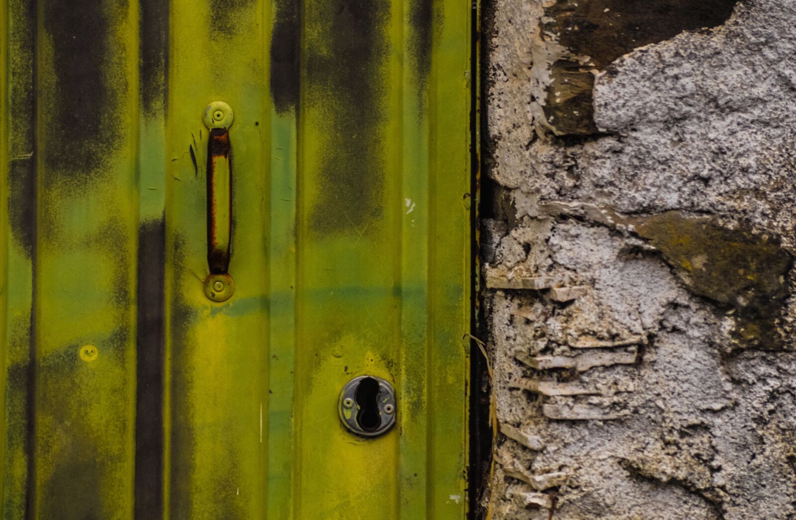 Nikon D90 sample photo. Texture, old, weathered photography