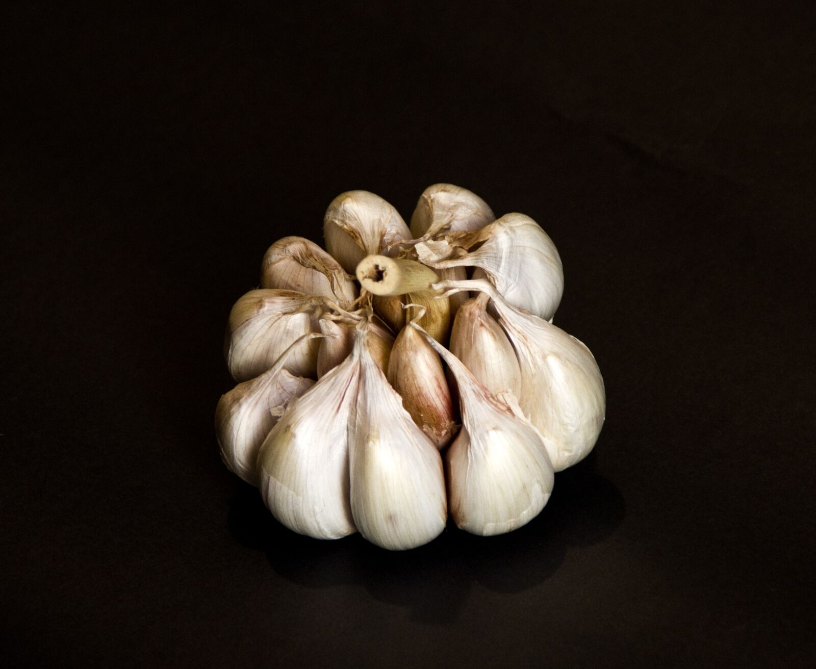 Pentax K-30 sample photo. Incandescent lamp, vegetable, spice photography