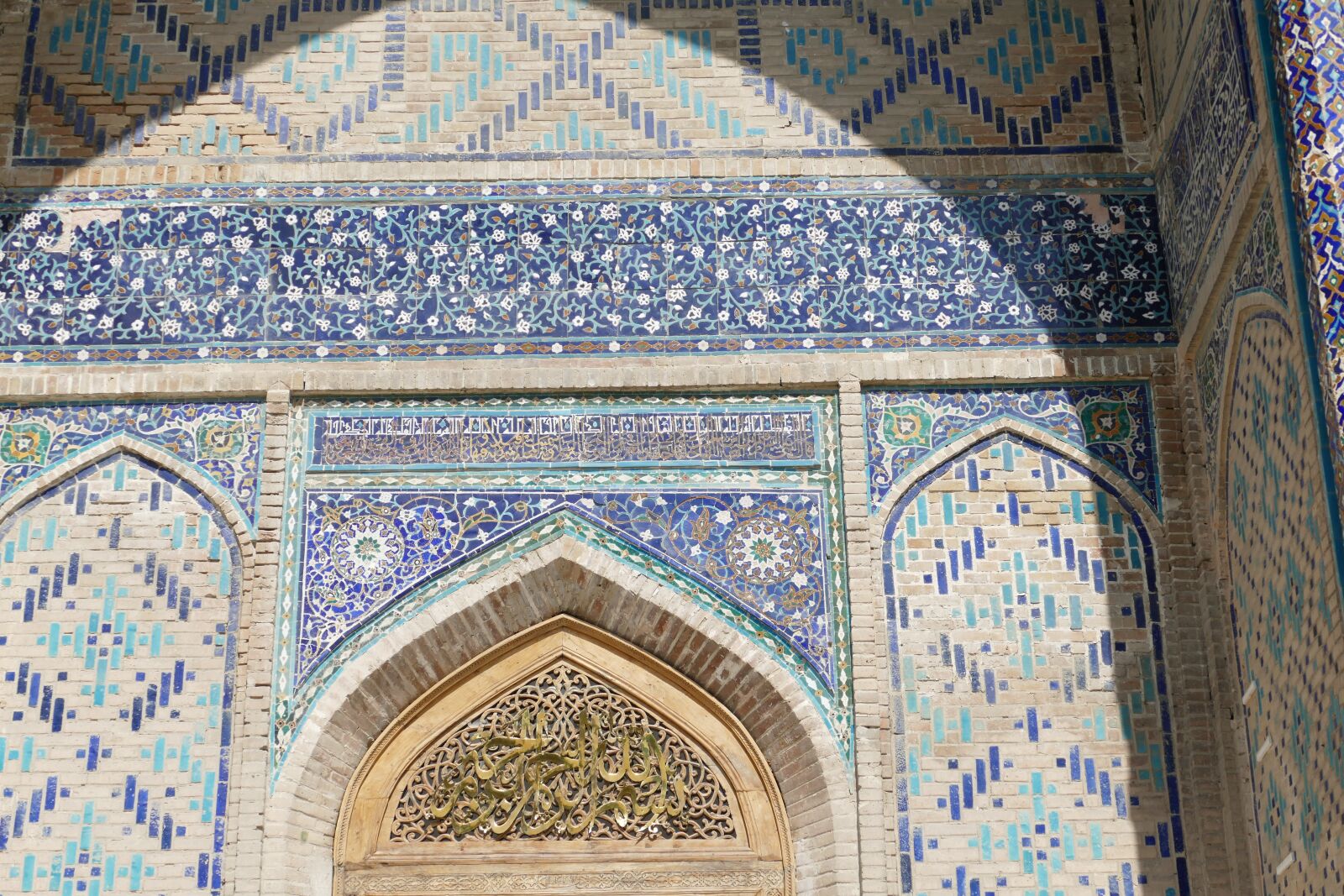Panasonic Lumix DMC-FZ1000 sample photo. Samarkand, uzbekistan, architecture photography