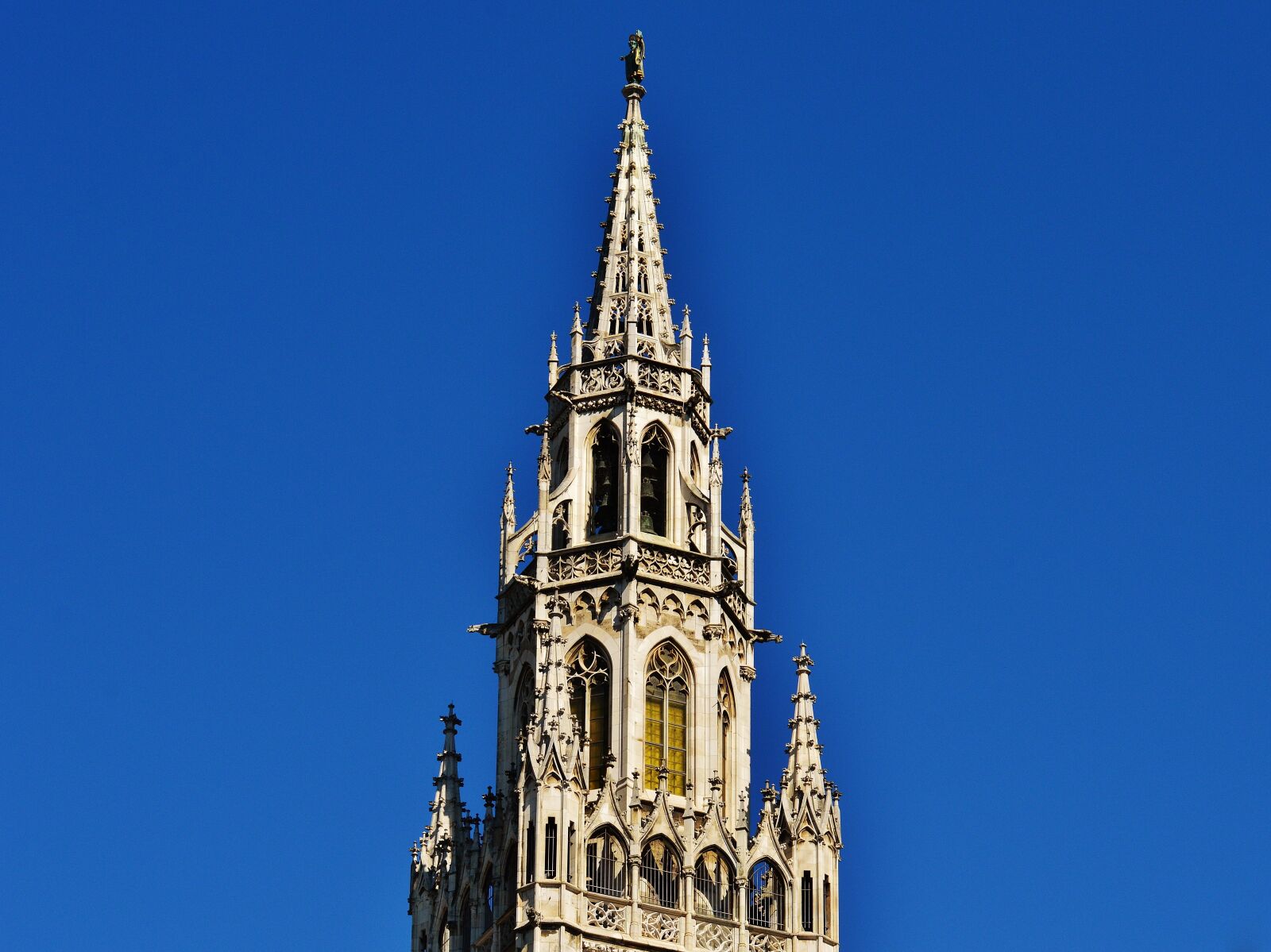 Nikon D3200 sample photo. Town hall, spire, munich photography