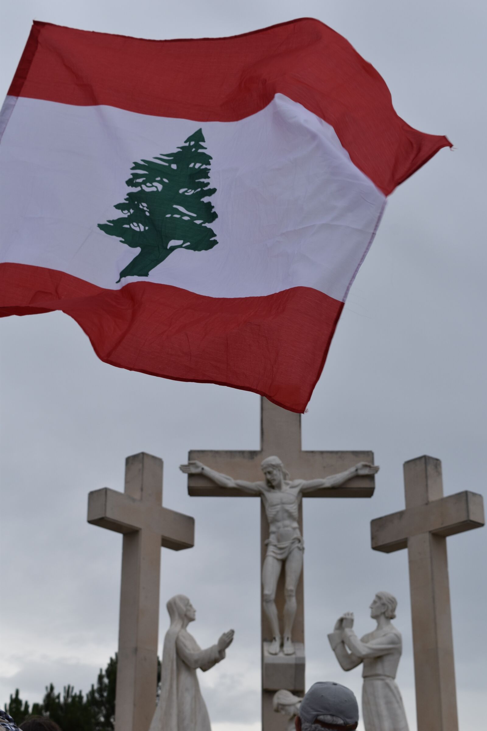 Nikon D5500 sample photo. Lebanon, cross, crucifix photography