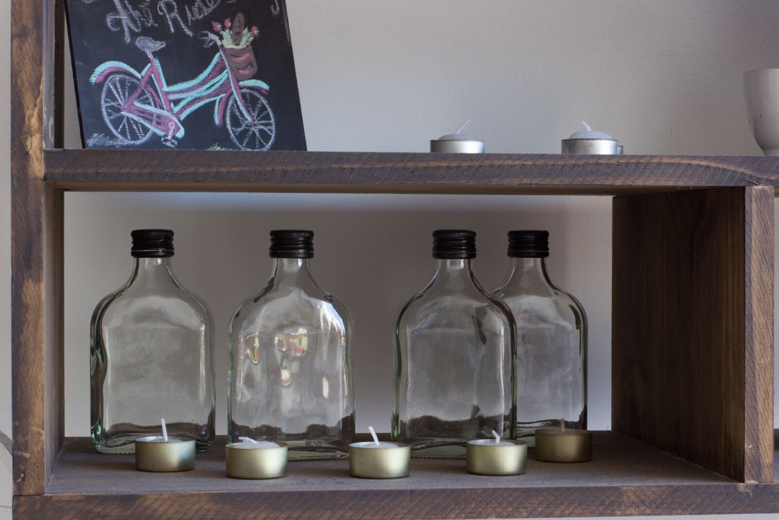 Canon EOS 650D (EOS Rebel T4i / EOS Kiss X6i) sample photo. Bottles, table, candles photography