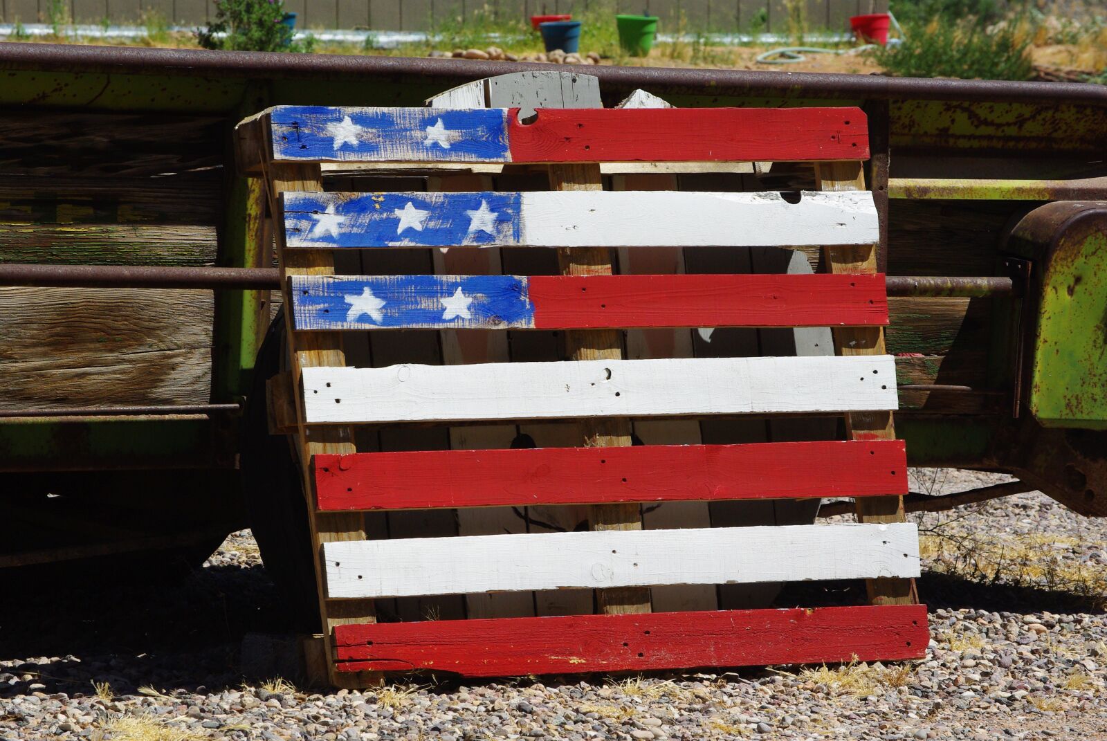 Pentax K200D sample photo. Flag, u, s photography