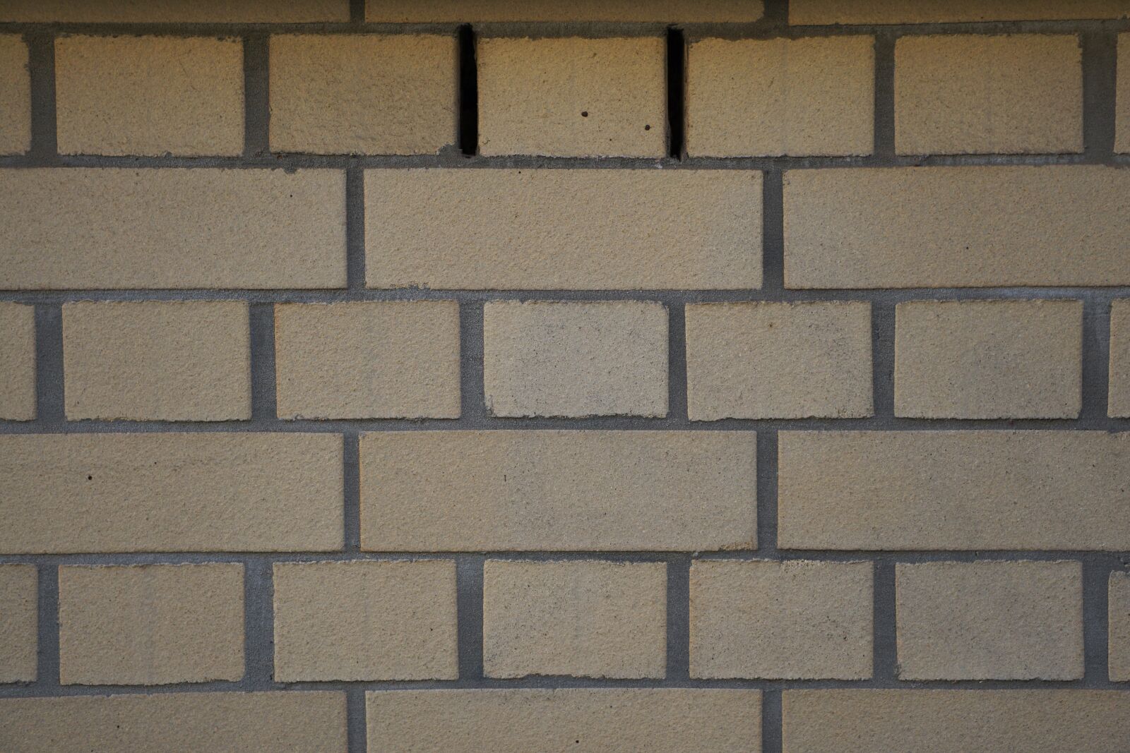 Sony E 55-210mm F4.5-6.3 OSS sample photo. Wall, stones, brick photography