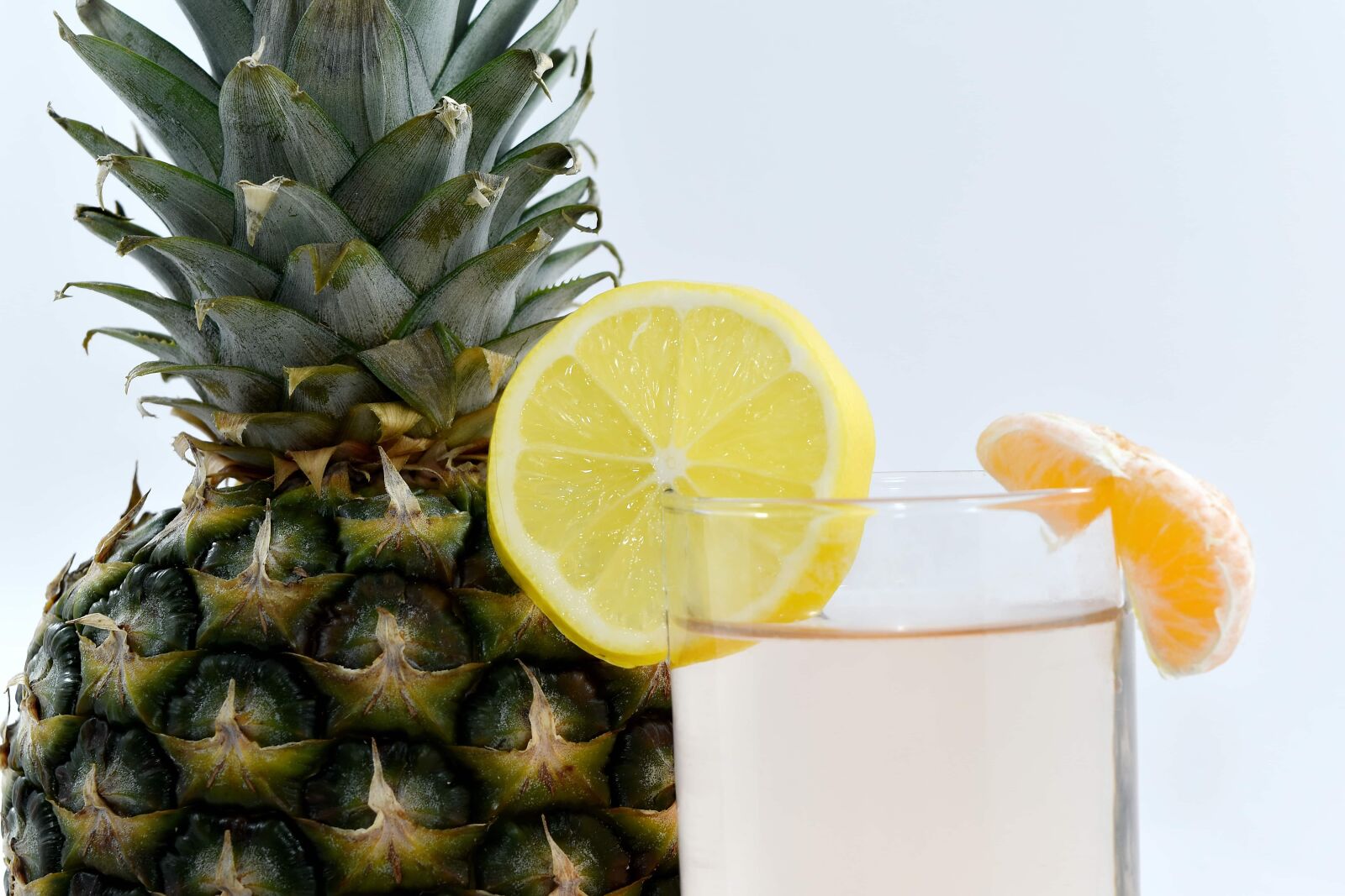 Nikon D5500 sample photo. Cocktail, lemonade, mandarin, pineapple photography