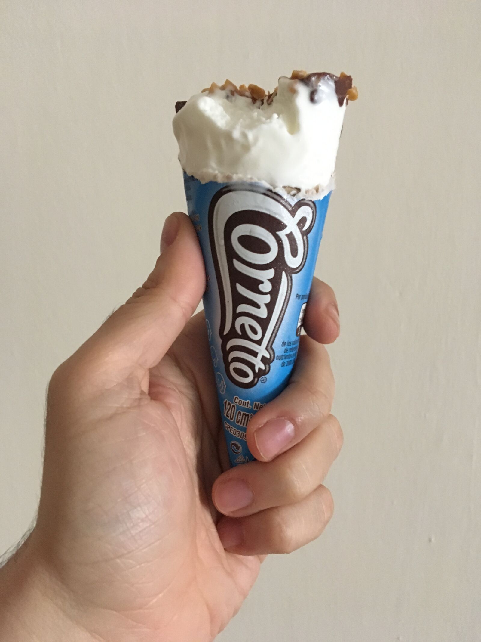 iPhone SE back camera 4.15mm f/2.2 sample photo. Ice cream, cornetto, dessert photography