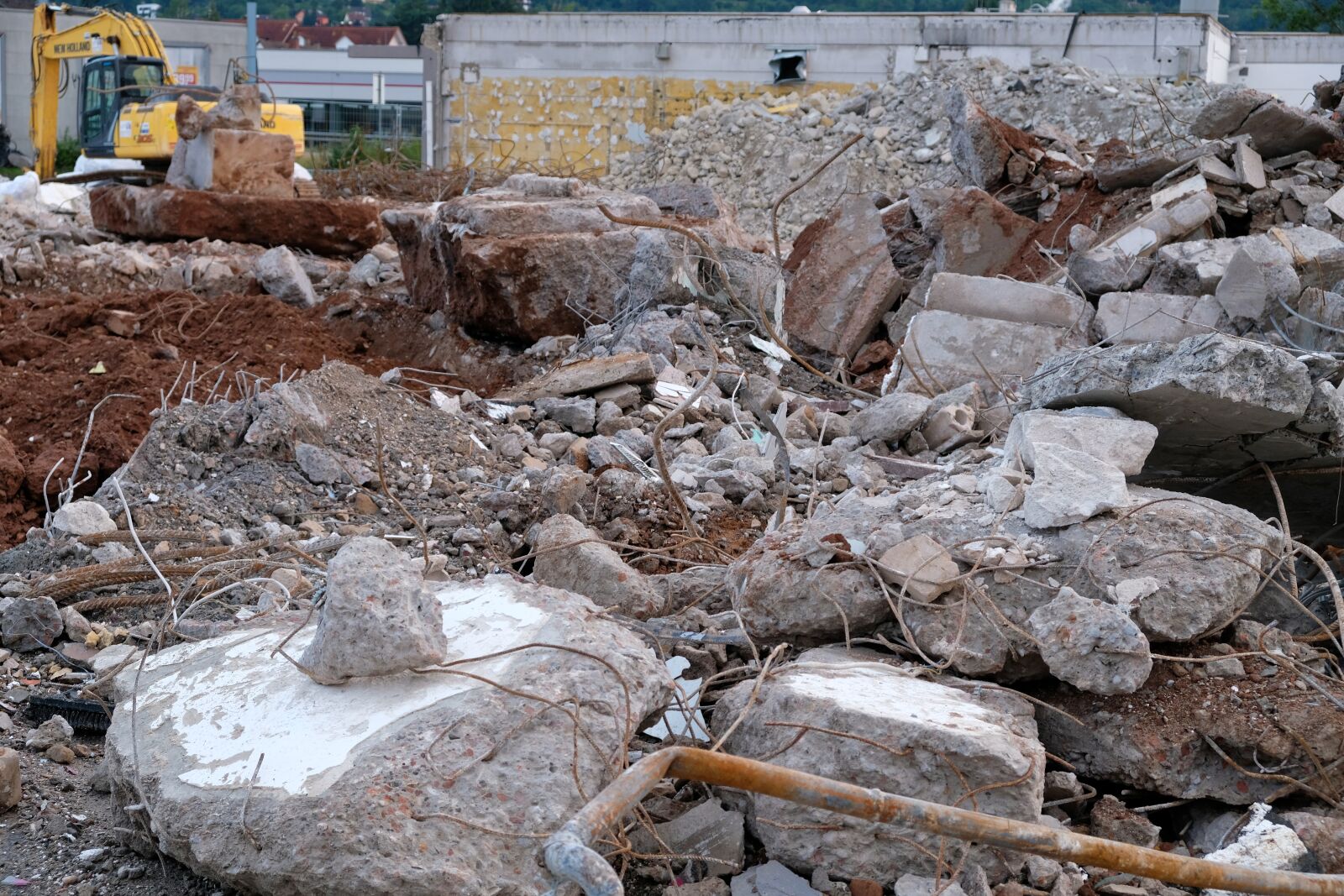 Fujifilm XF 18-55mm F2.8-4 R LM OIS sample photo. Construction, building rubble, debris photography
